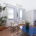 Kastro Hotel 3*