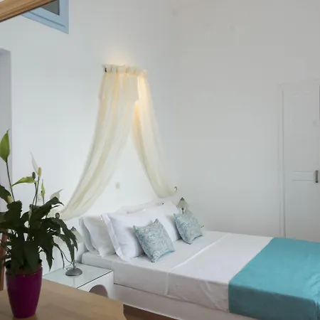 Kastro 3* Fira (Santorini)