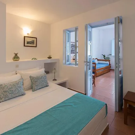 Kastro Hotel 3*