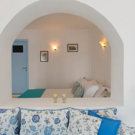 Hotel Kastro 3*