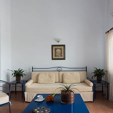 Kastro Hotel