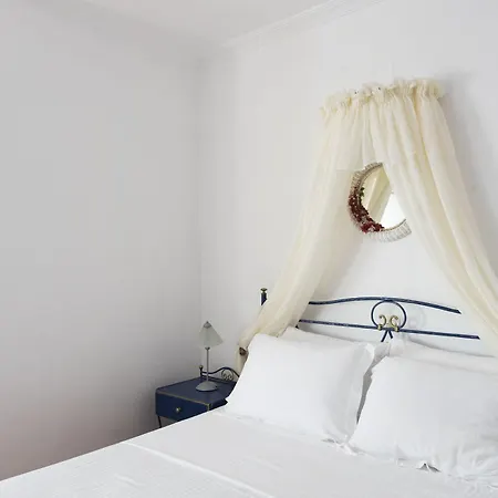 Kastro Hotel Fira (Santorini)