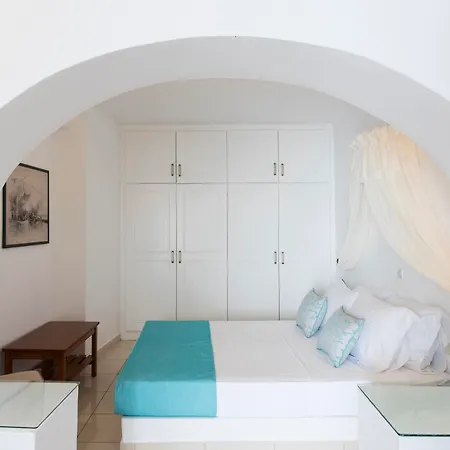 Hotel Kastro 3*