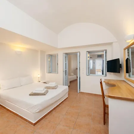 Kastro Hotel Fira (Santorini)