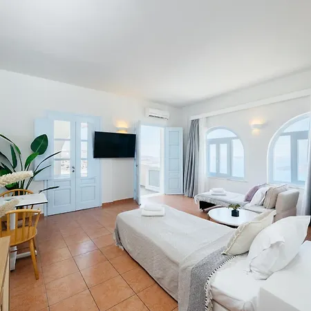 Kastro Hotel 3*