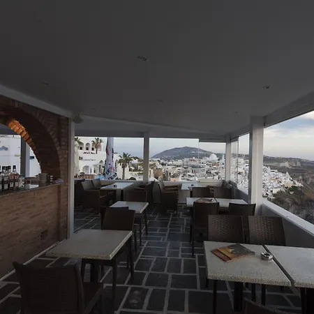Kastro Hotel