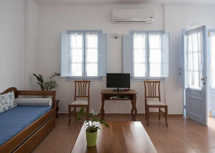 Hotel Kastro Fira (Santorini)