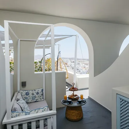 Kastro Hotel Fira (Santorini)