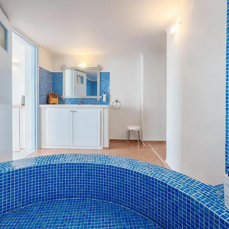 Kastro 3* Fira (Santorini)