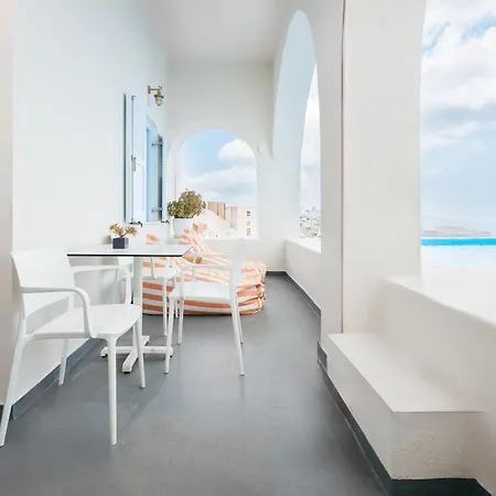 Kastro Hotel 3*