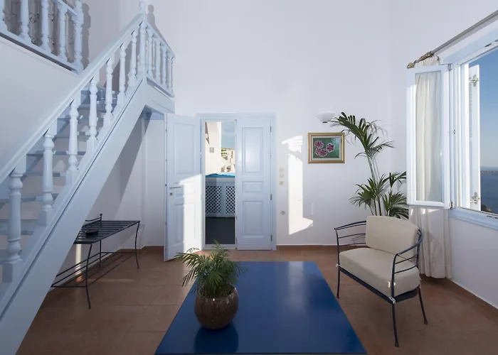 Kastro Hotel Fira (Santorini)