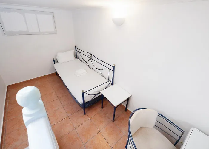 Hotel Kastro Fira (Santorini)