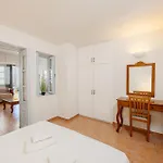 Kastro Hotel
