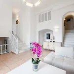 Hotel Kastro 3*